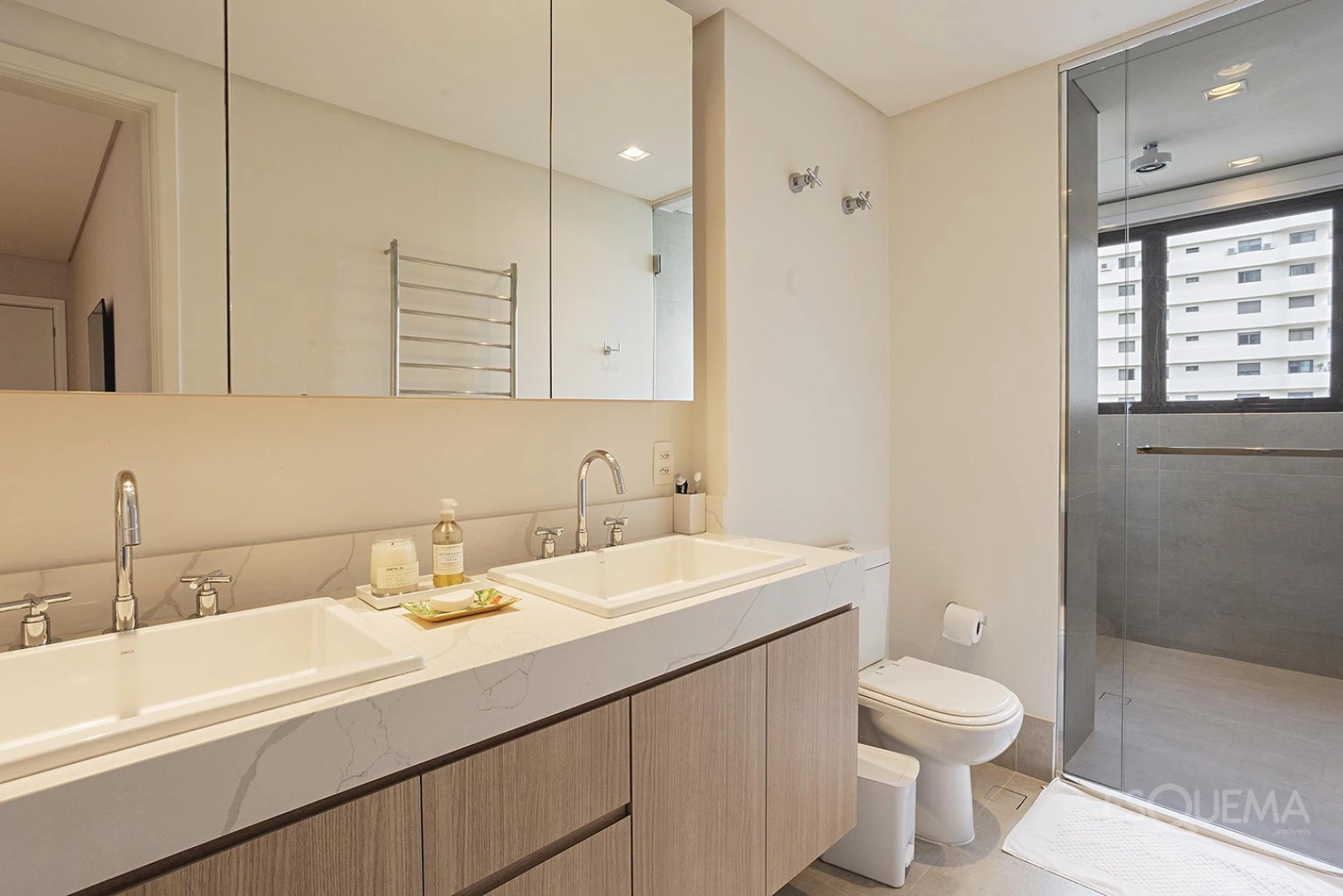 Apartamento em rua desejada do Jardim Paulistano, em edifício com lazer - Imagem 9
