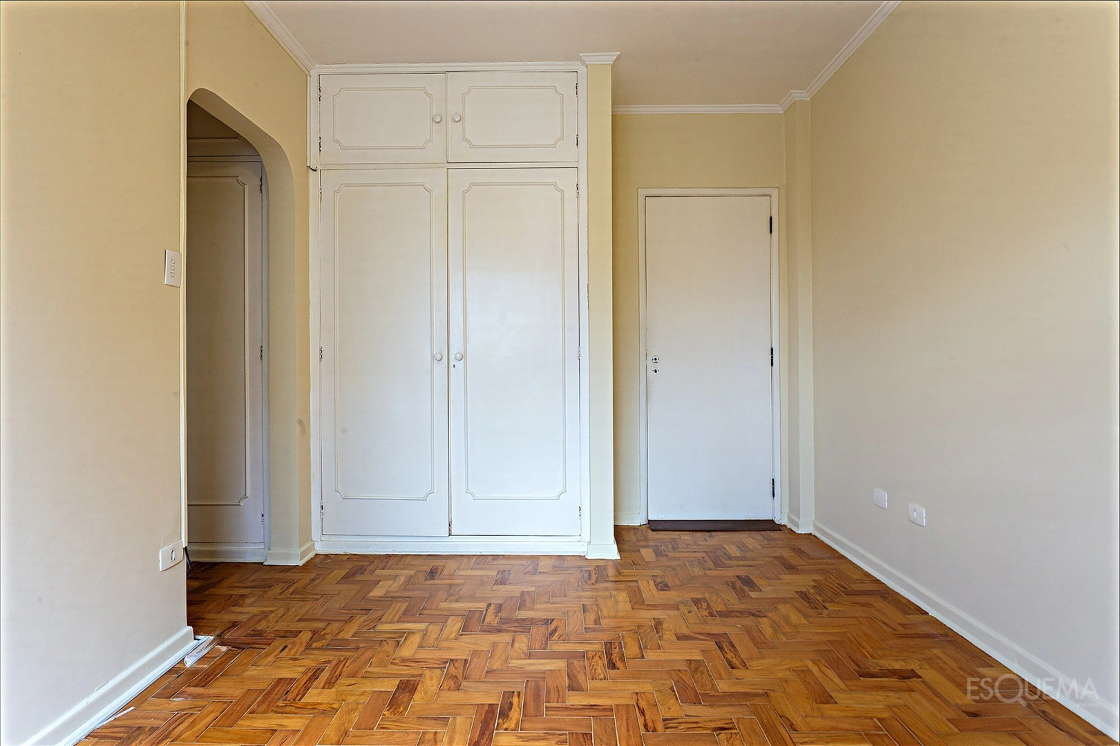 Apartamento para reforma a poucos passos do Santa Luzia - Imagem 5