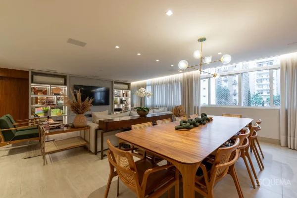 Apartamento reformado na melhor quadra do Jardim América. Para se apaixonar!
