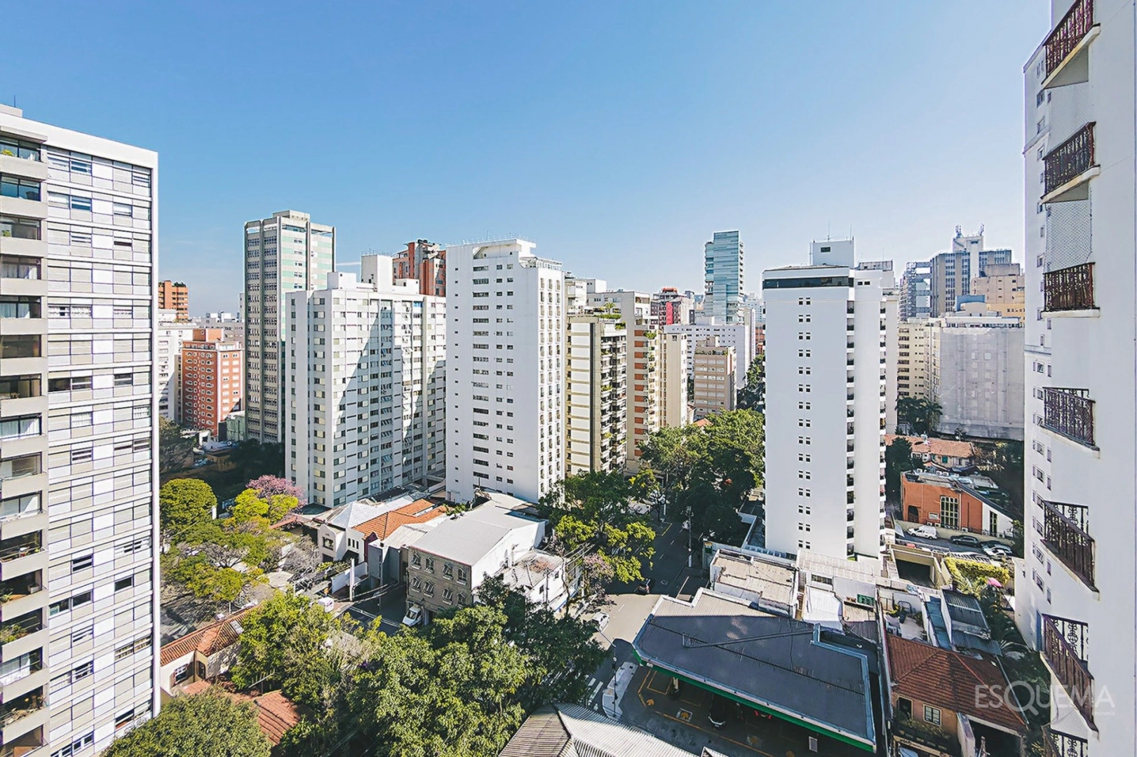 Duplex com área social integrada, ao lado da Alameda Casa Branca - Imagem 15