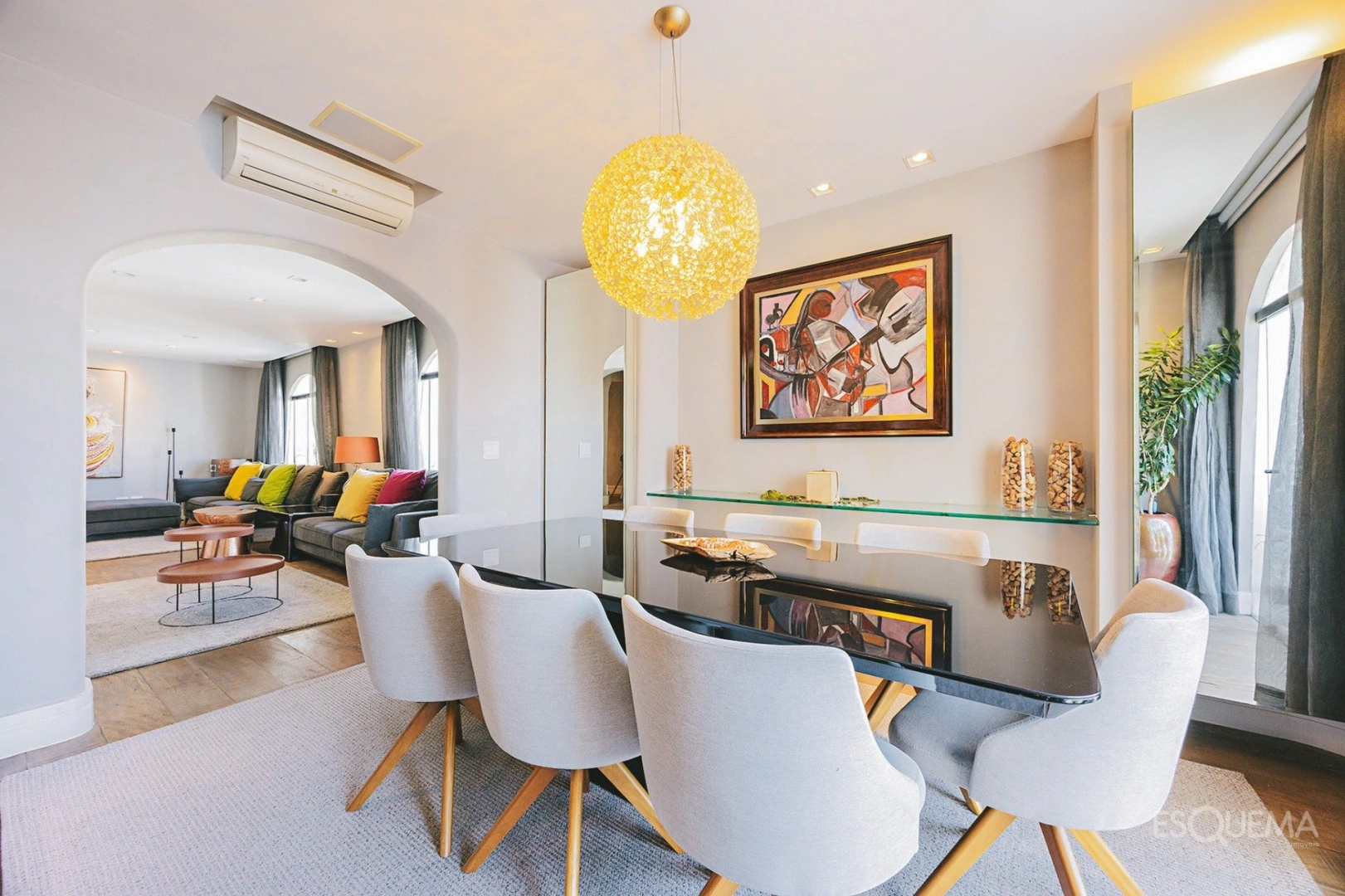 Duplex com área social integrada, ao lado da Alameda Casa Branca - Imagem 3