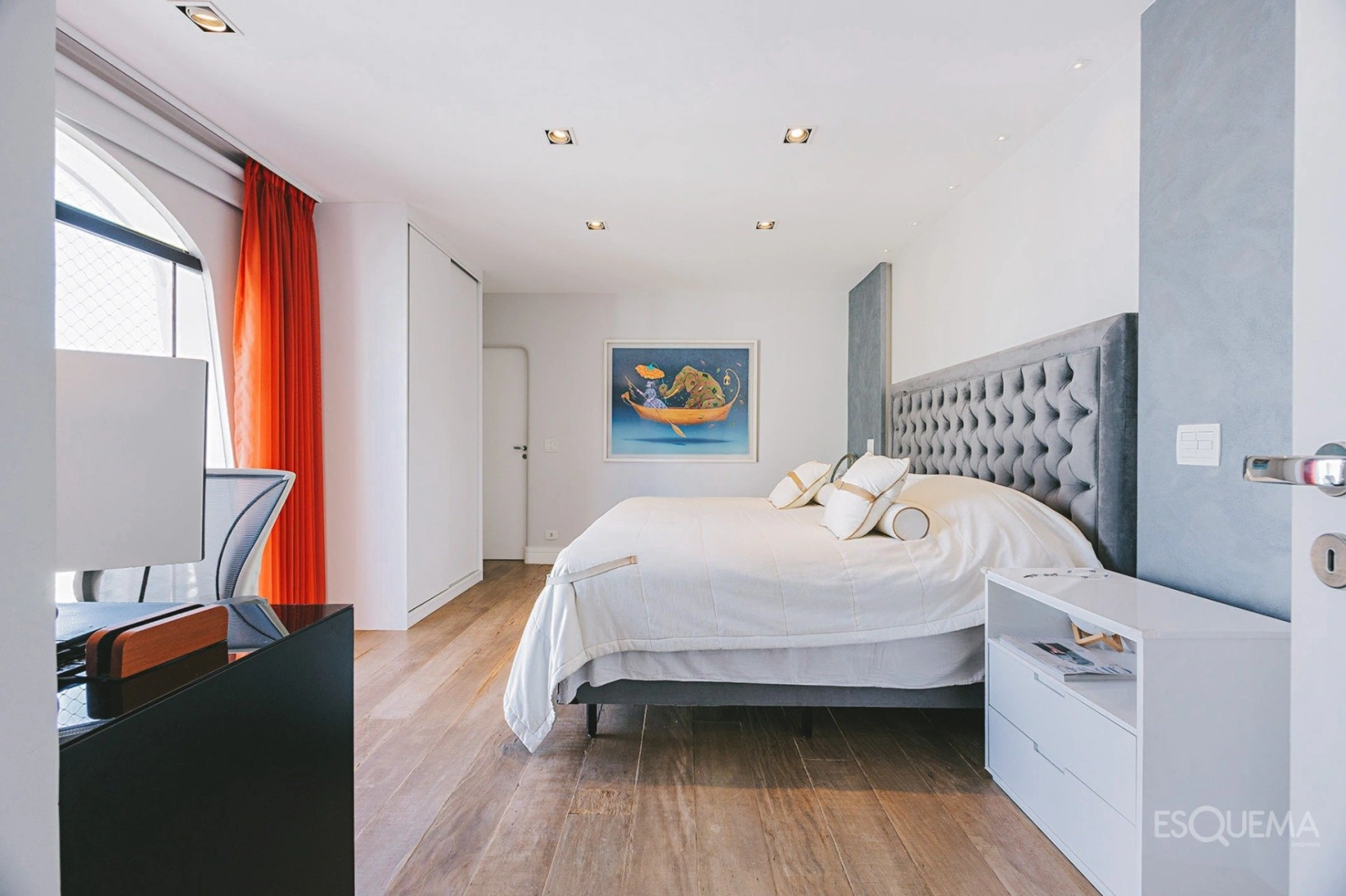 Duplex com área social integrada, ao lado da Alameda Casa Branca - Imagem 6
