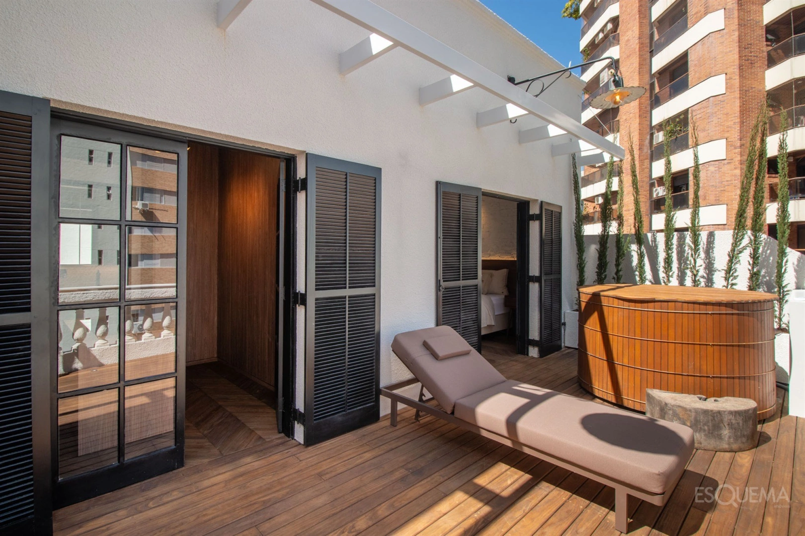 Penthouse reformada com projeto assinado por Roberto de Pace - Imagem 2