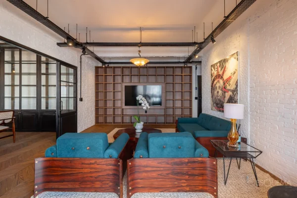 Penthouse reformada com projeto assinado por Roberto de Pace