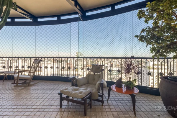 Apartamento com ampla varanda e vista aberta no Jardim Paulista