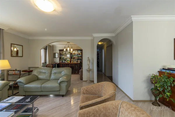 Apartamento com planta versátil e ambientes amplos