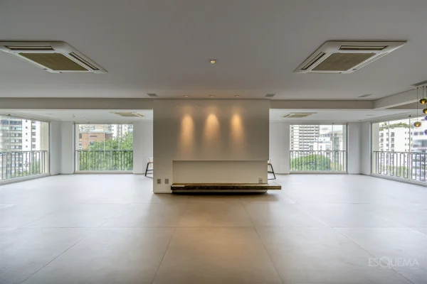 Apartamento reformado com vista panorâmica na Vila Nova Conceição