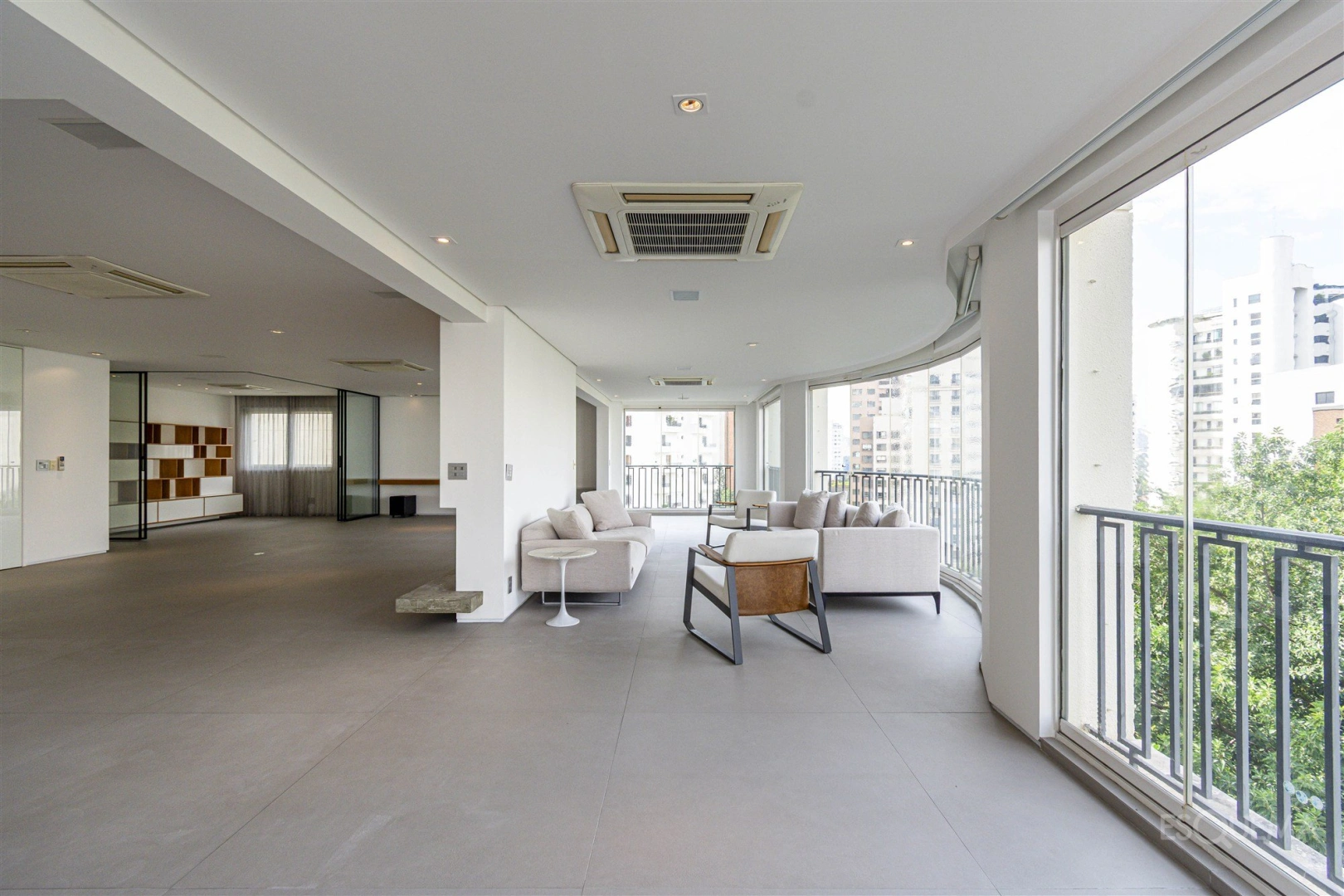 Apartamento reformado com vista panorâmica na Vila Nova Conceição - Imagem 8