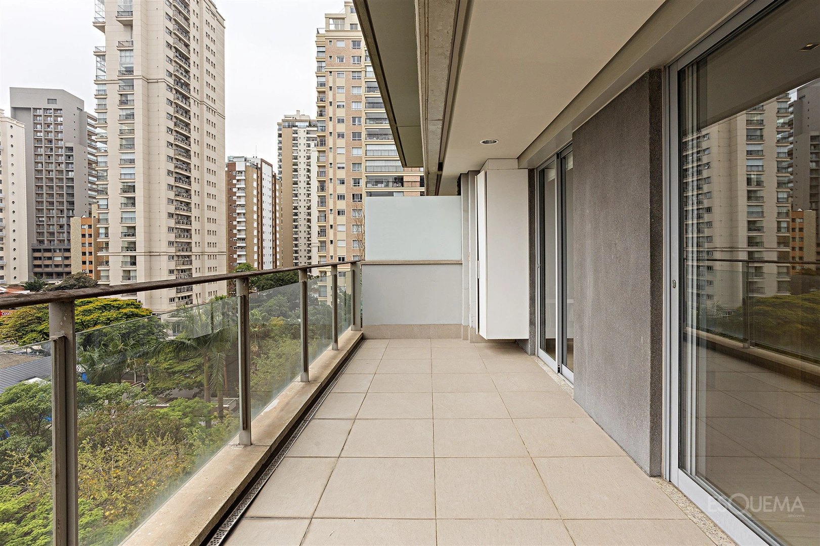 Apartamento mobiliado com vista livre na Vila Nova Conceição - Imagem 12