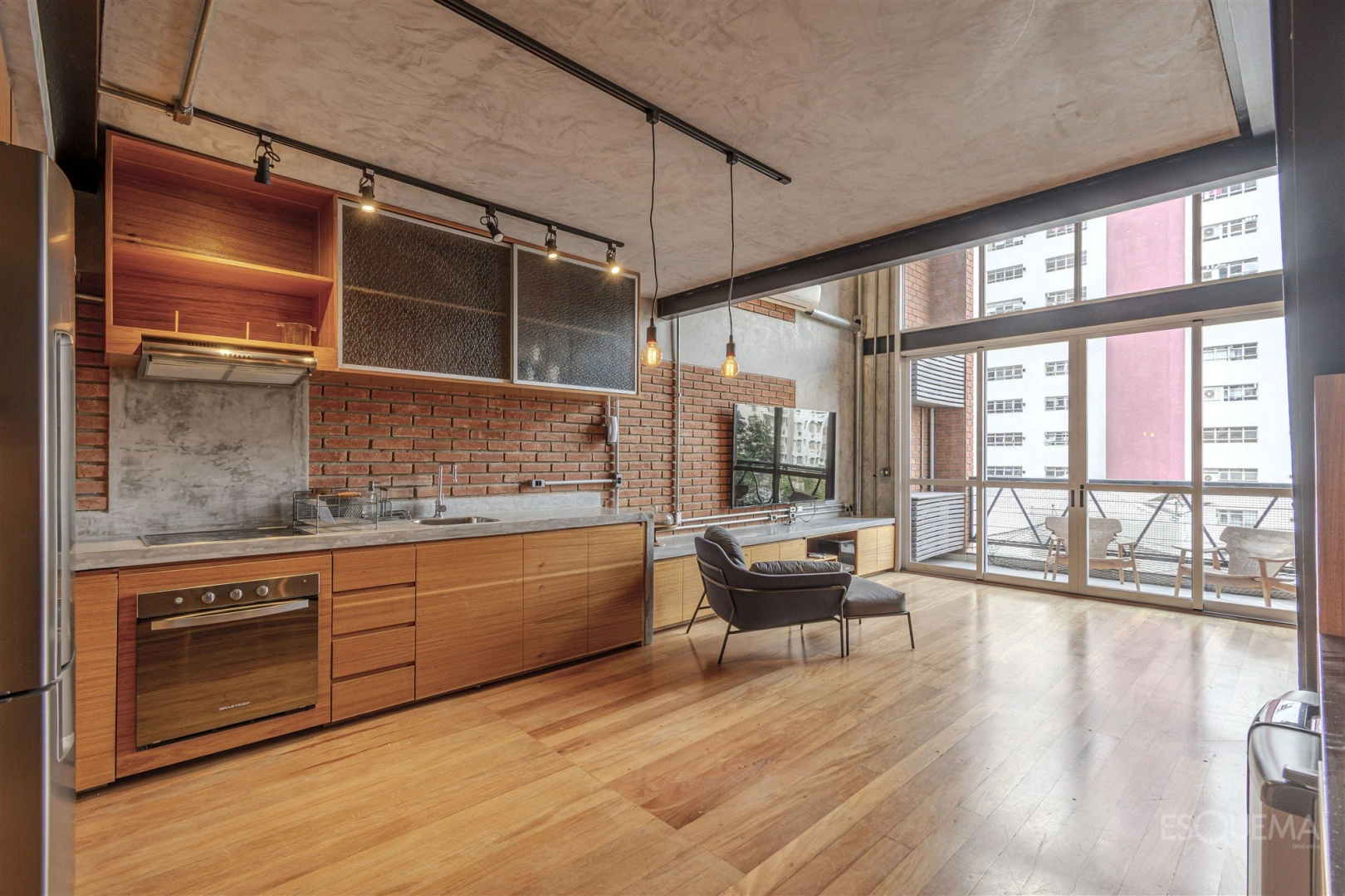 Apartamento duplex com arquitetura contemporânea no Itaim Bibi - Imagem 1