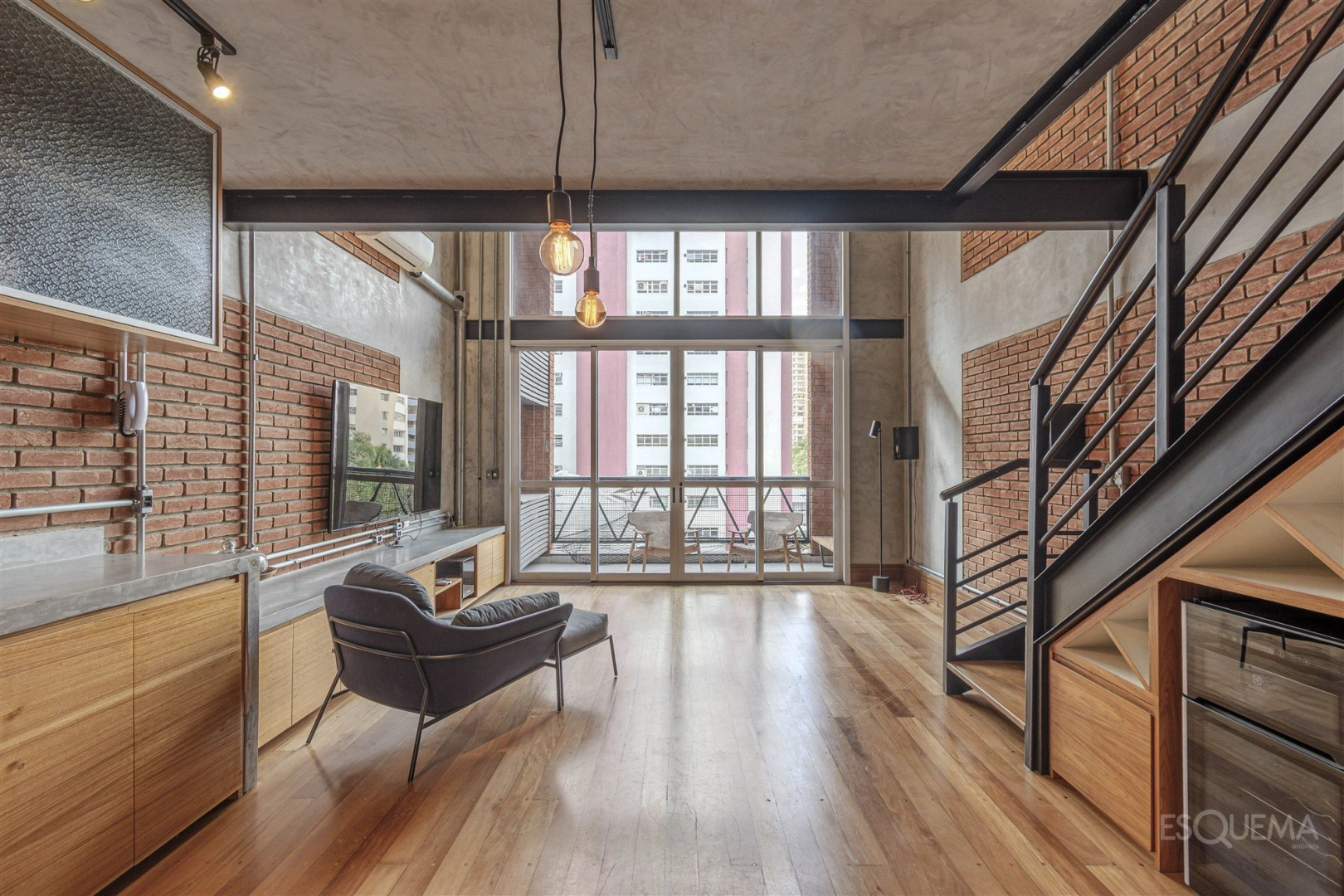 Apartamento duplex com arquitetura contemporânea no Itaim Bibi - Imagem 2