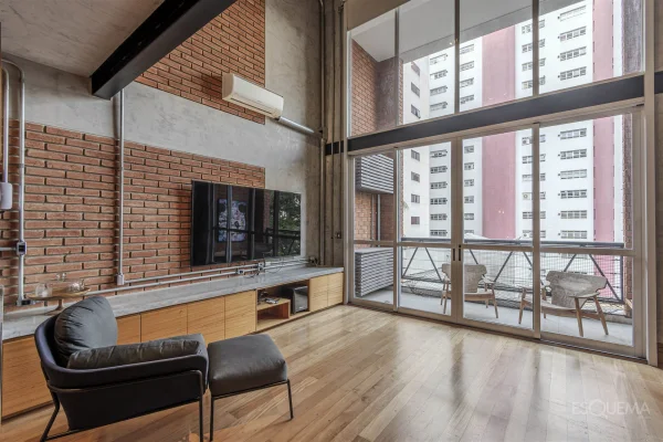 Apartamento duplex com arquitetura contemporânea no Itaim Bibi