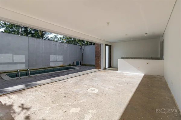 Casa nova em condomínio com piscina no Alto da Boa Vista