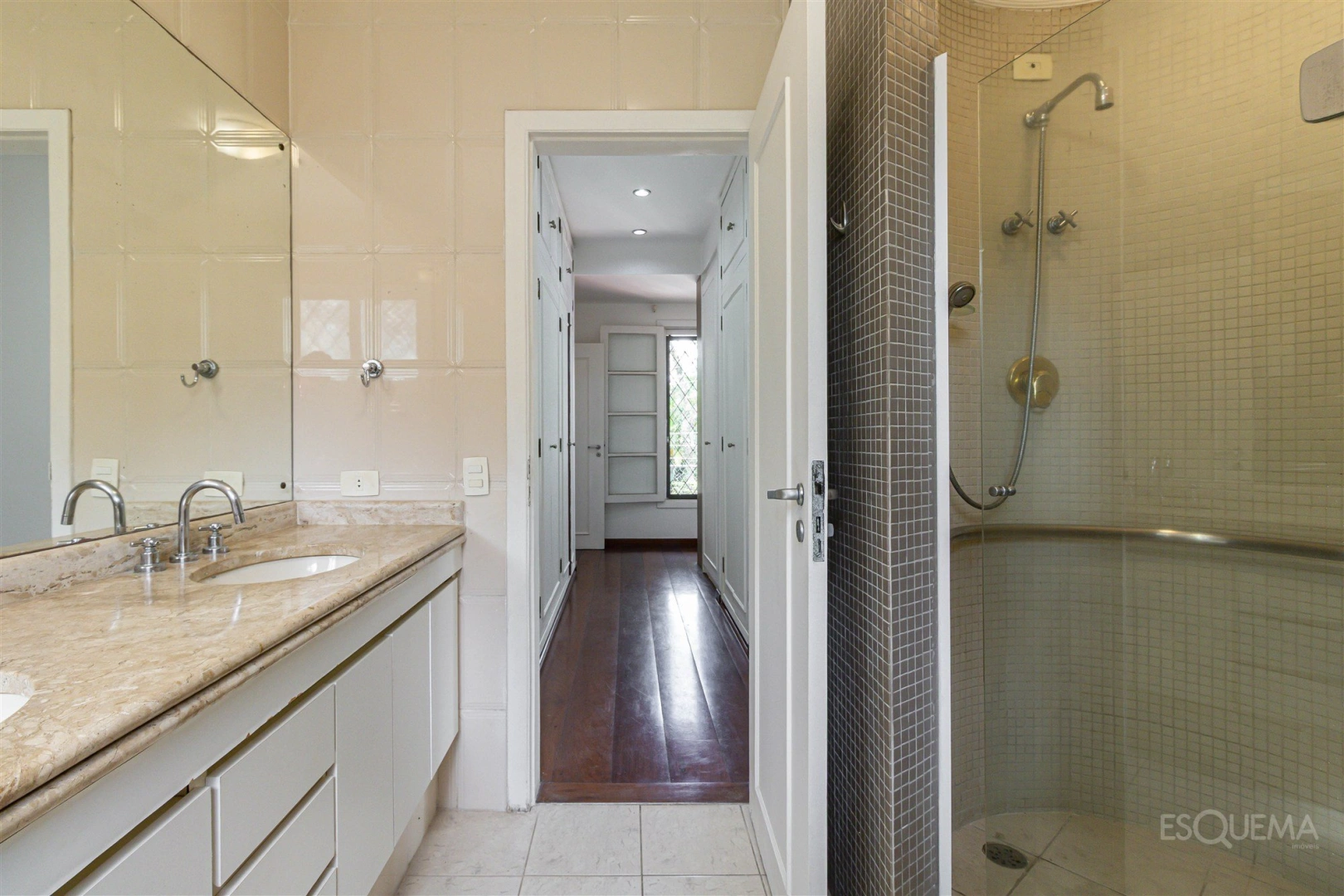 Casa com piscina no Alto da Boa Vista - Imagem 10