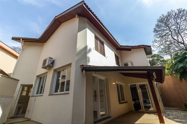 Casa com piscina no Alto da Boa Vista