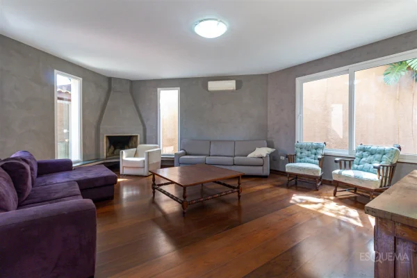 Casa com piscina no Alto da Boa Vista