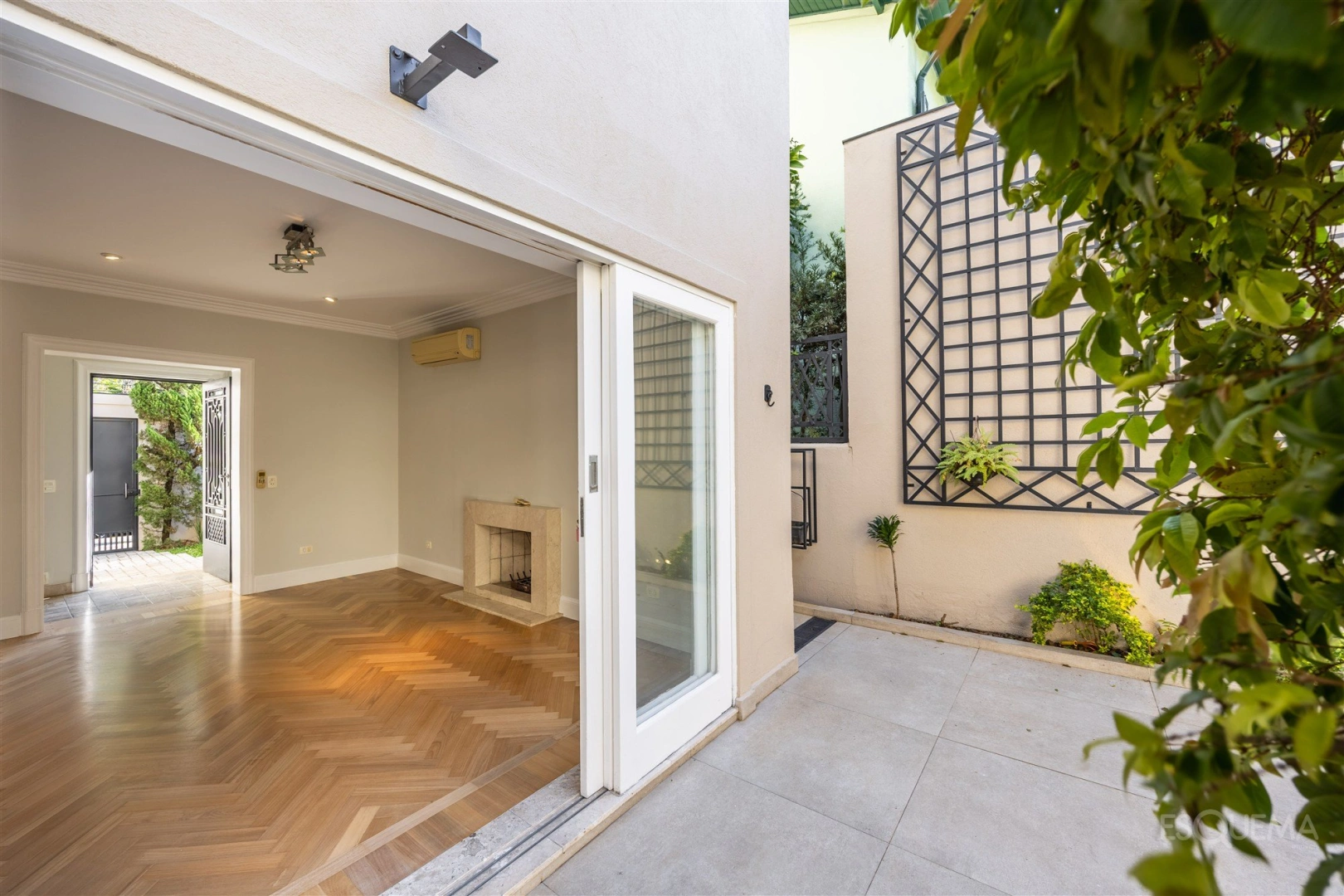 Casa com projeto de Bi Chrisóstomo no Jardim Paulista - Imagem 5