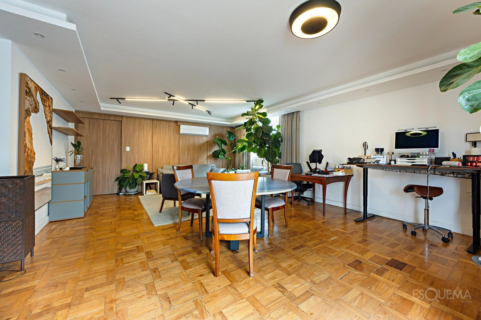 Jardim Paulista, na parte plana, com reforma contemporânea e endereço privilegiado - Imagem 15