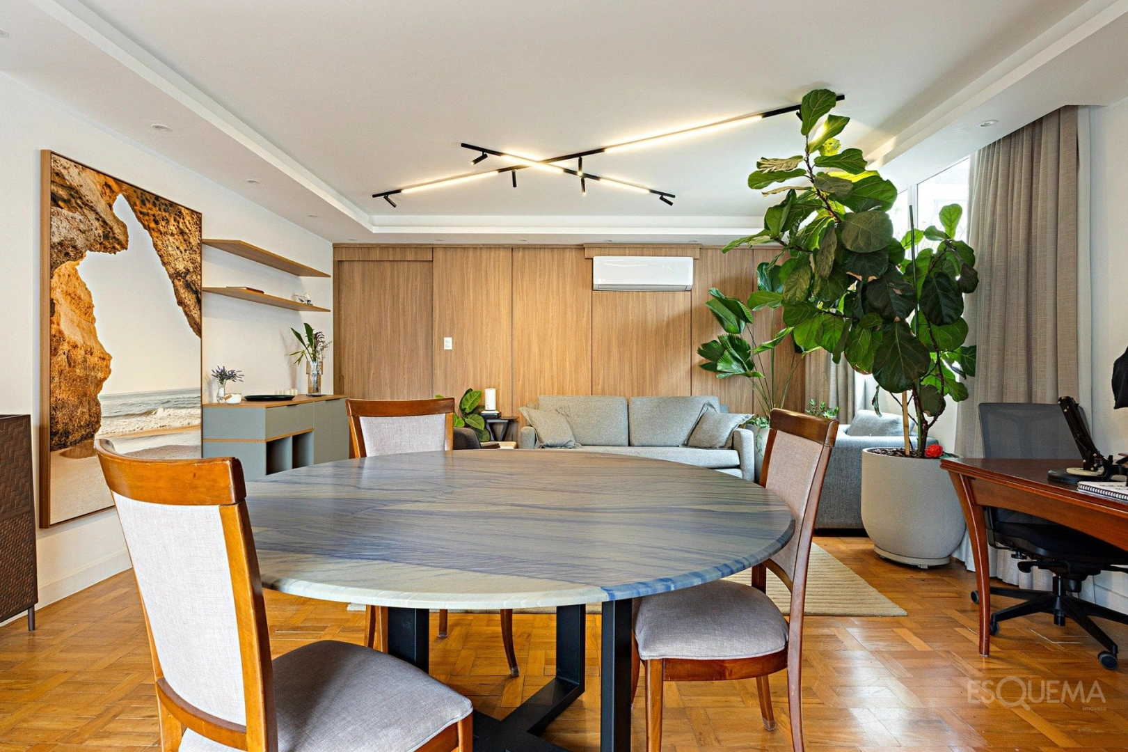 Jardim Paulista, na parte plana, com reforma contemporânea e endereço privilegiado - Imagem 9