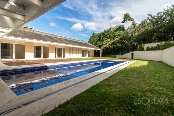 Casa térrea nova no Condomínio Pignatari