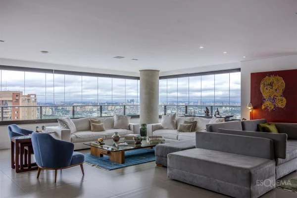 Apartamento em andar alto com vista aberta no Alto da Lapa