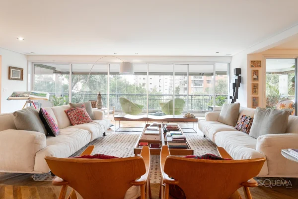 Apartamento com vista para o Clube Pinheiros no Jardim Paulistano