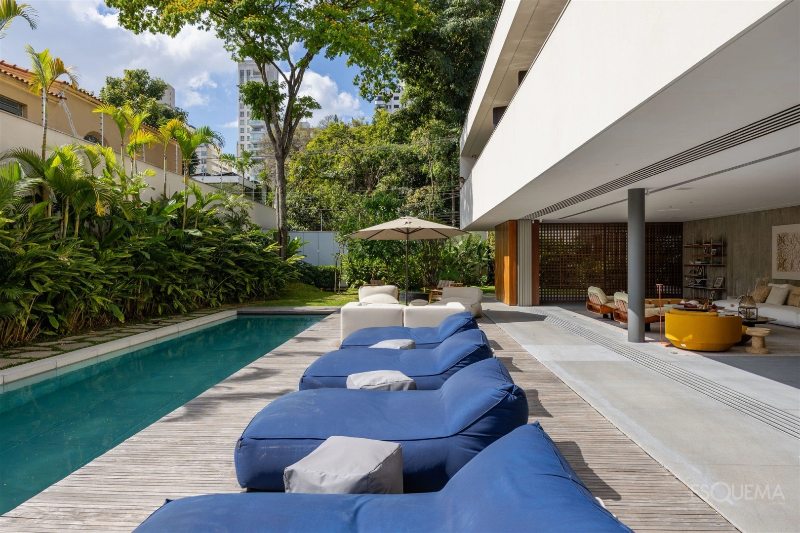Casa contemporânea com projeto de Gui Mattos - Imagem 1
