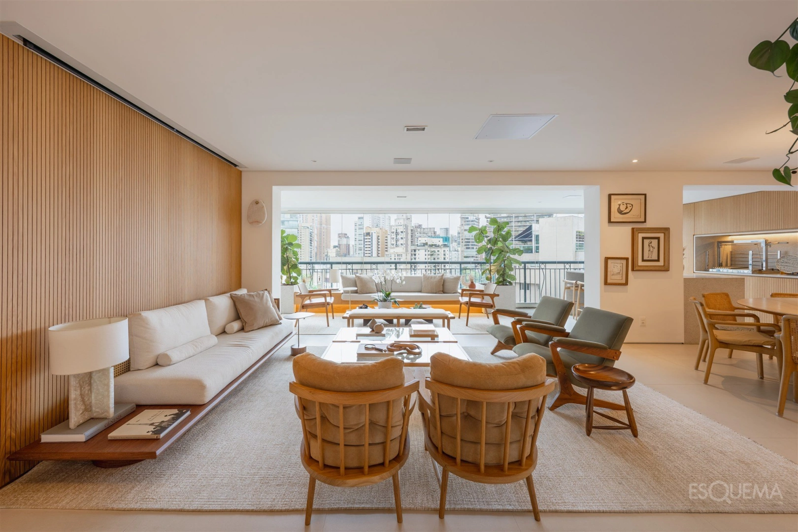 Apartamento reformado de 226 m² na Vila Nova Conceição - Imagem 2
