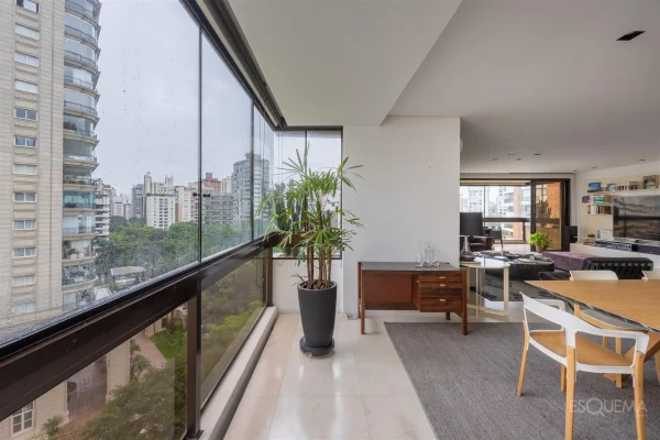 Apartamento com vista para a Praça Pereira Coutinho