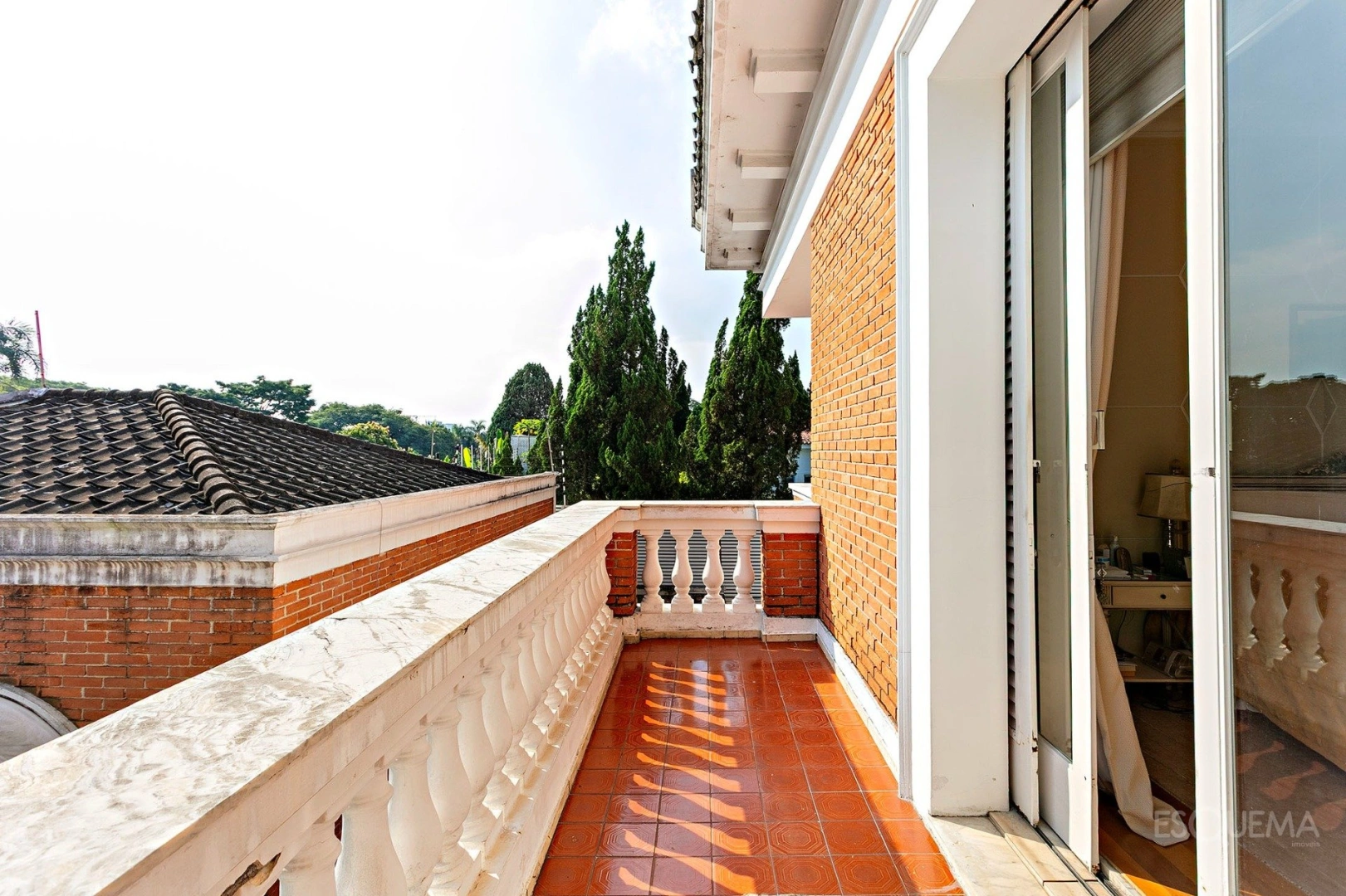 Casa clássica com amplo jardim no Jardim Guedala - Imagem 15