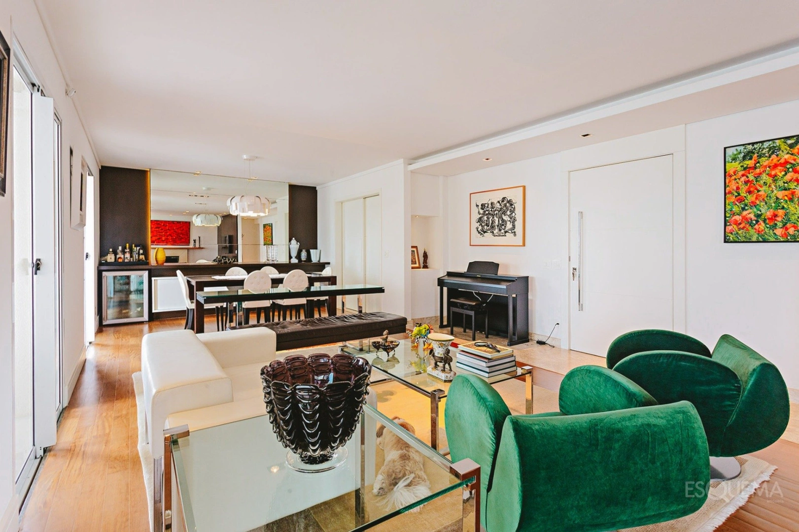 Apartamento reformado em andar alto, com lareira e jacuzzi - Imagem 15