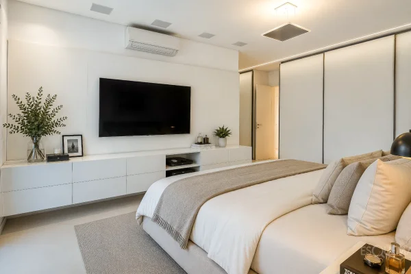 Apartamento reformado próximo ao Parque Ibirapuera, em Moema