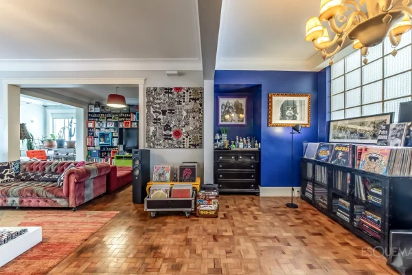 Apartamento em andar alto com vista para o verde em Higienópolis