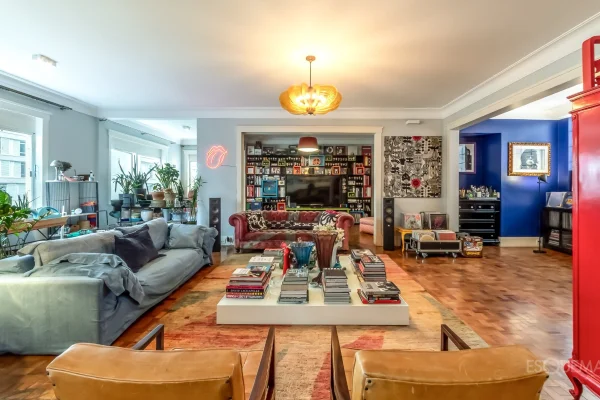 Apartamento em andar alto com vista para o verde em Higienópolis