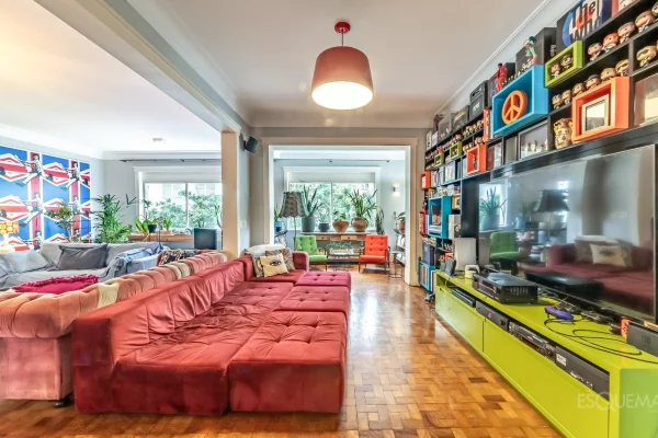 Apartamento em andar alto com vista para o verde em Higienópolis