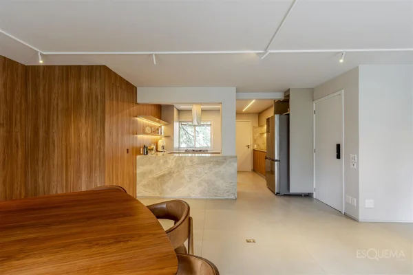 Apartamento reformado próximo ao Parque do Povo no Itaim Bibi