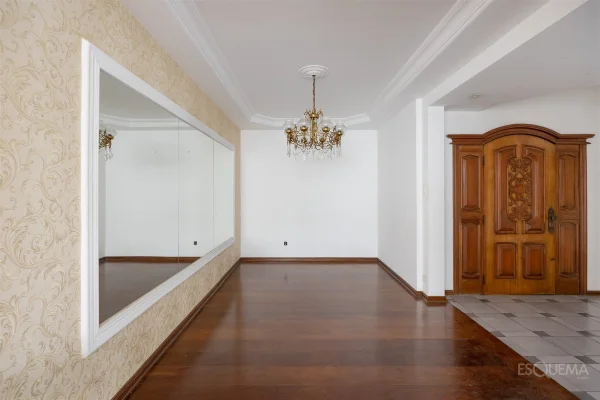 Apartamento com vista para o verde próximo ao Clube Paulistano