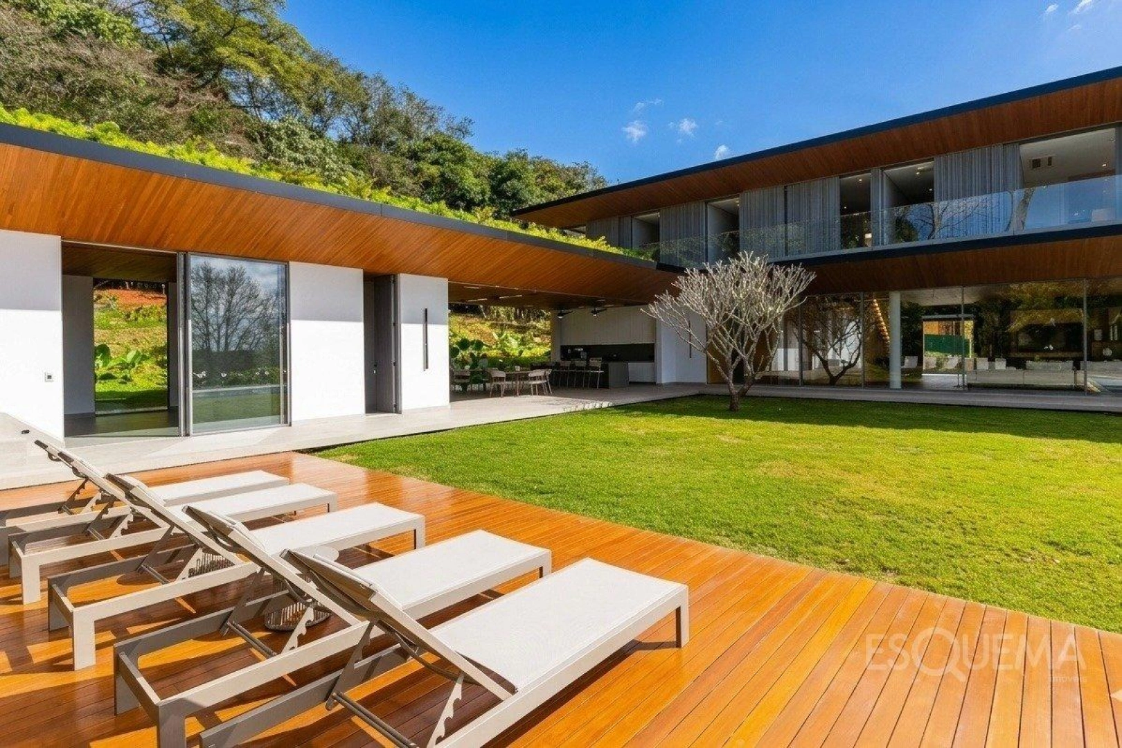Casa contemporânea mobiliada na Quinta da Baroneza - Imagem 2