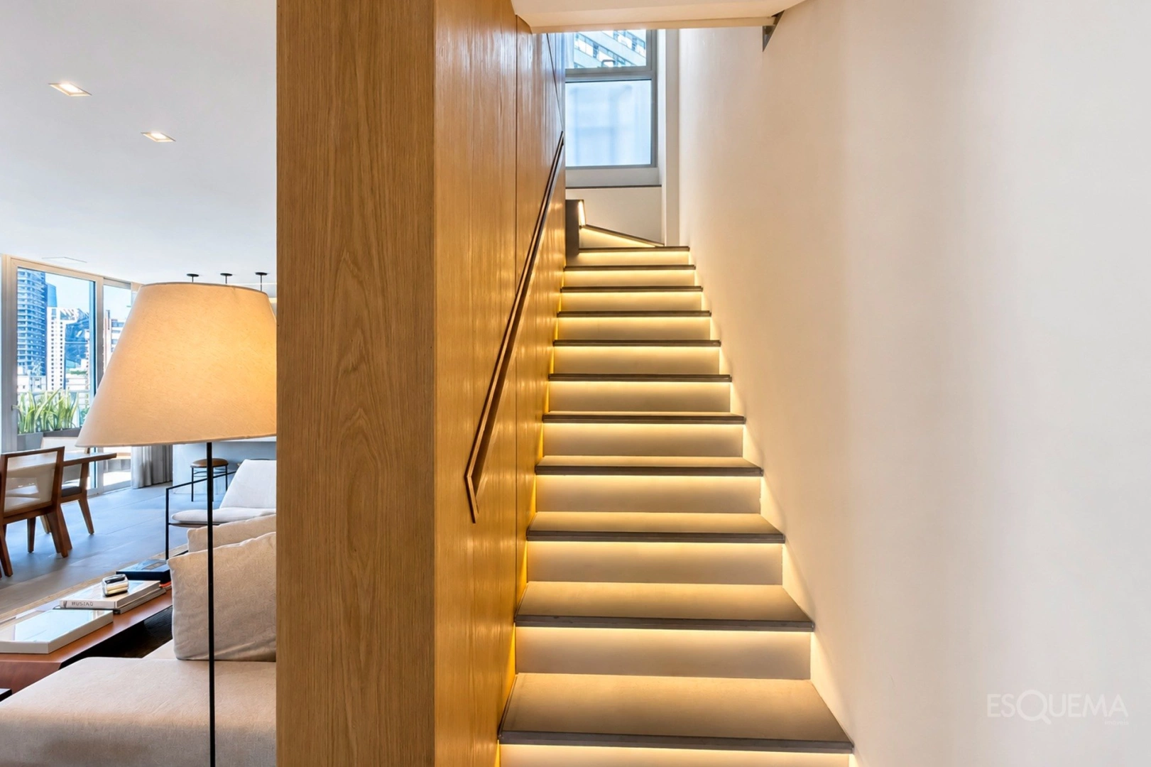 Apartamento duplex com pé-direito duplo próximo ao Parque do Povo - Imagem 8