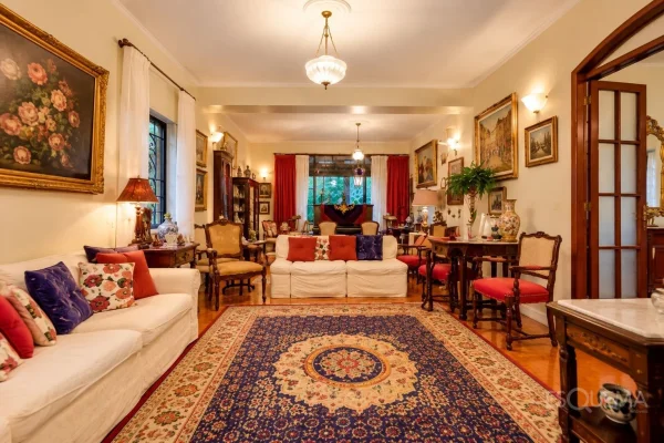 Casa em terreno de 749 m² no Jardim Paulistano
