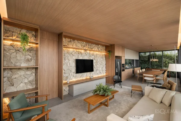 Cobertura duplex decorada com jardim privativo