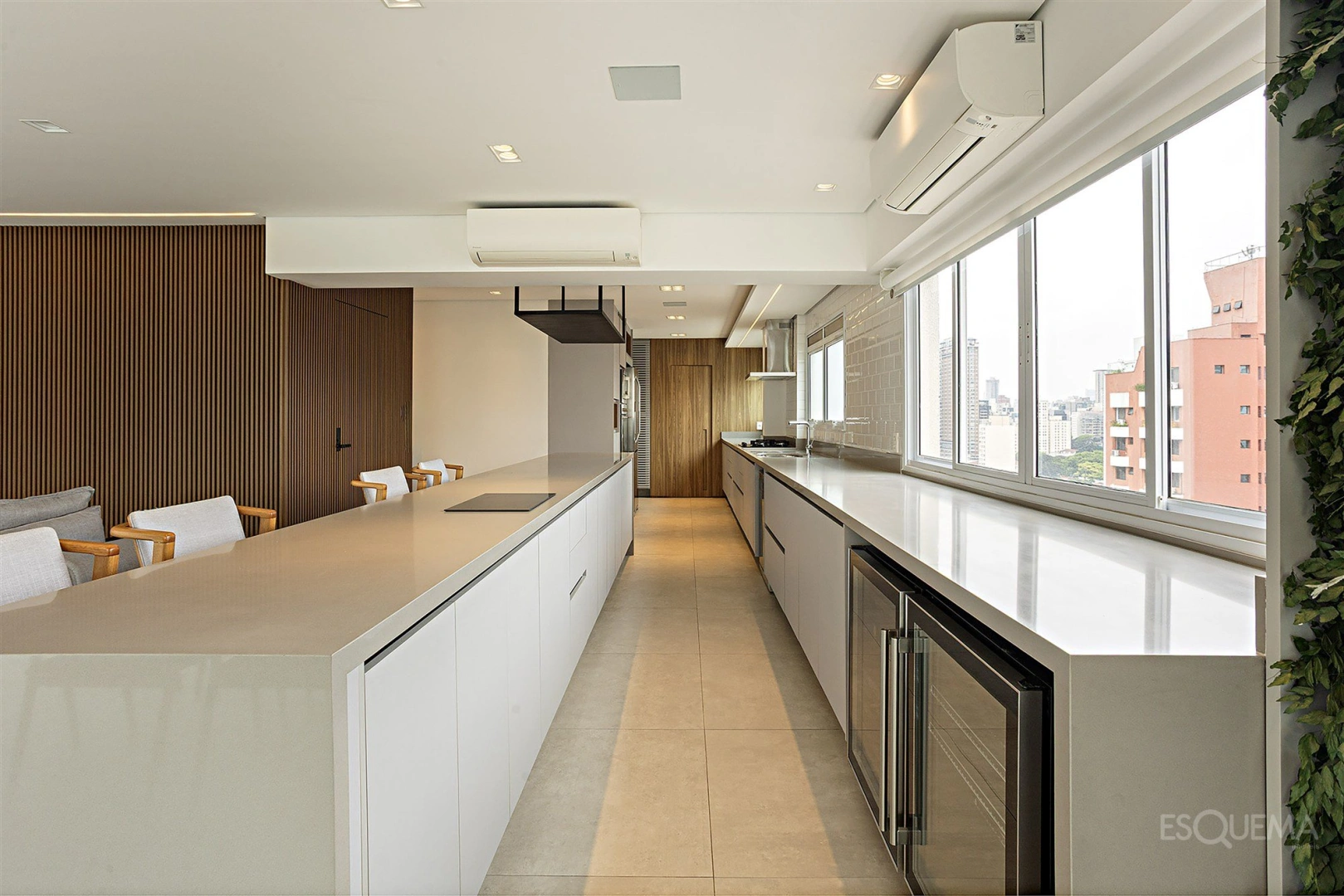 Apartamento reformado e mobiliado, com vista ampla e lazer completo - Imagem 6