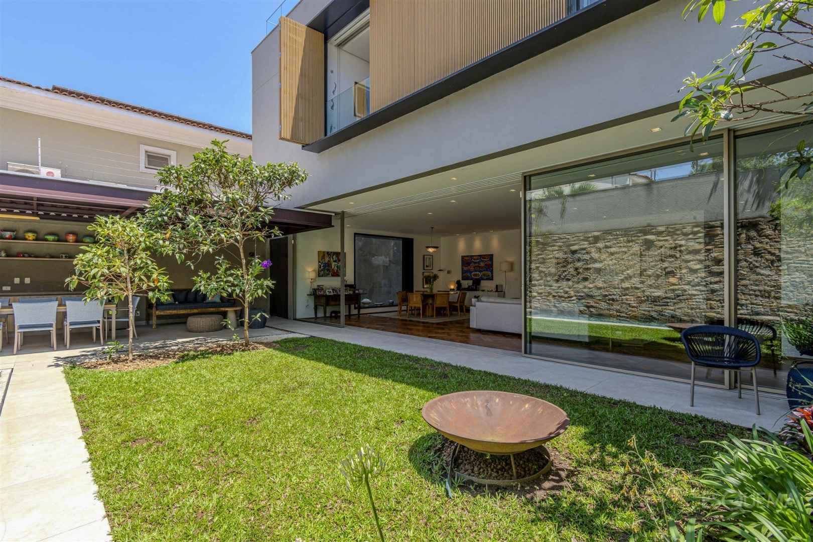 Casa com projeto moderno, próxima ao Parque Ibirapuera - Imagem 3