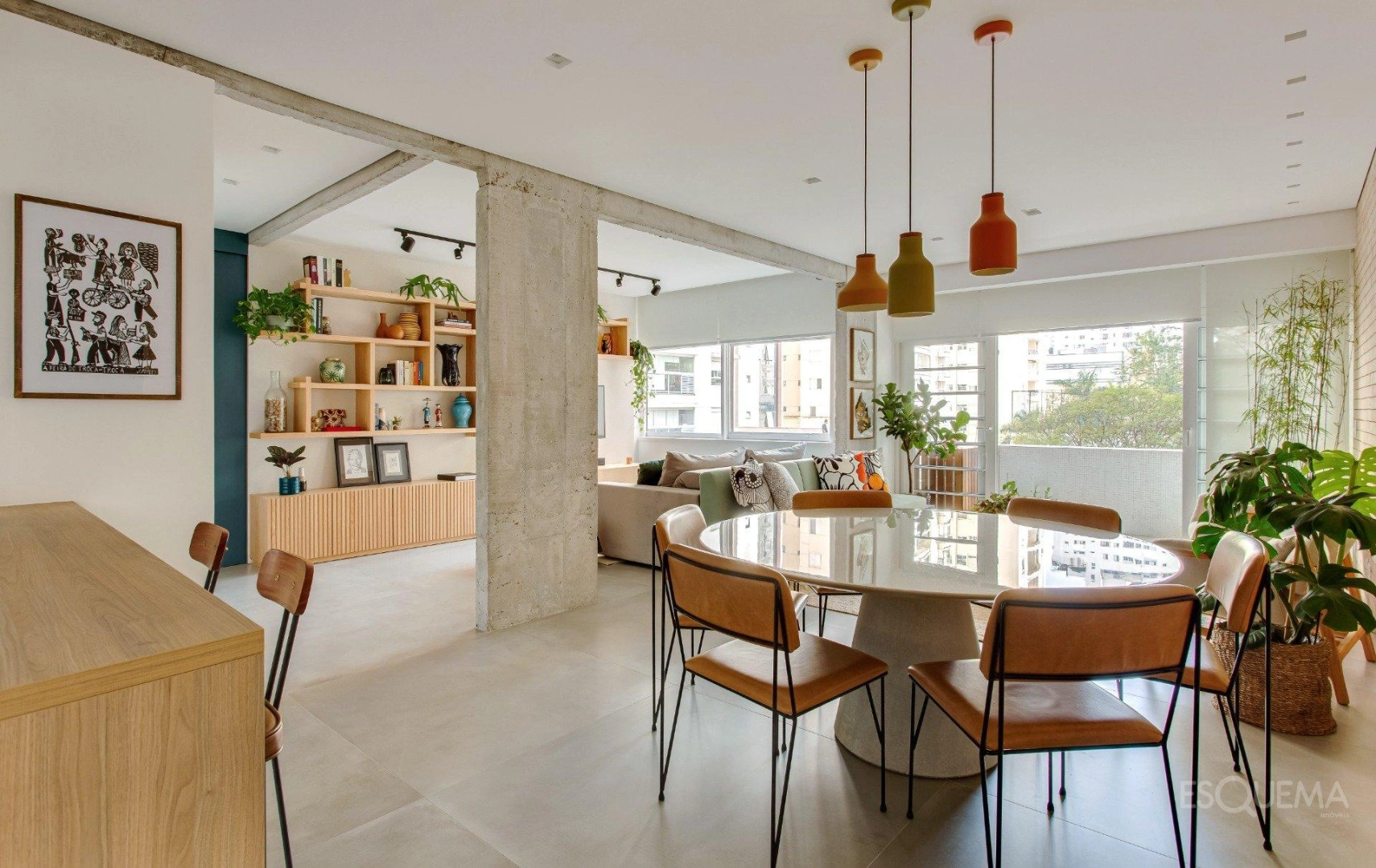 Apartamento reformado com varanda e vista para o verde em Pinheiros - Imagem 1