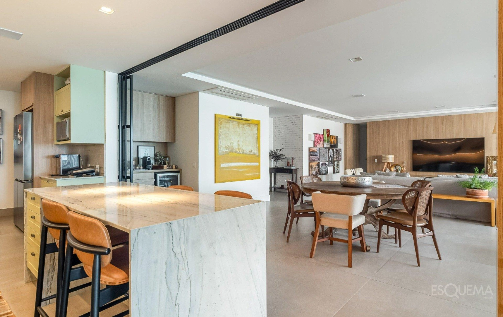 Apartamento com ambientes amplos e projeto de Gui Mattos no Brooklin - Imagem 4
