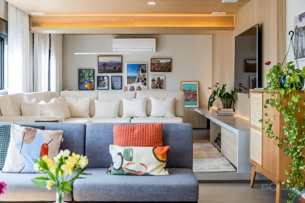 Apartamento reformado com muita luz natural na Vila Madalena