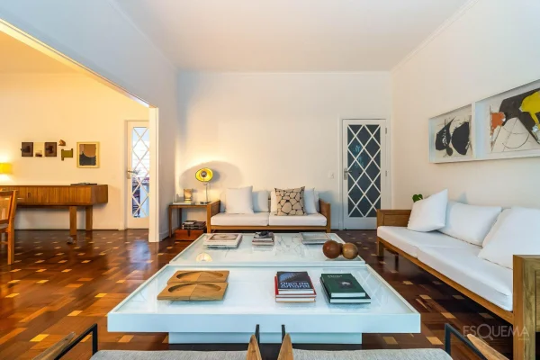 Casa térrea com jardim na Vila Madalena
