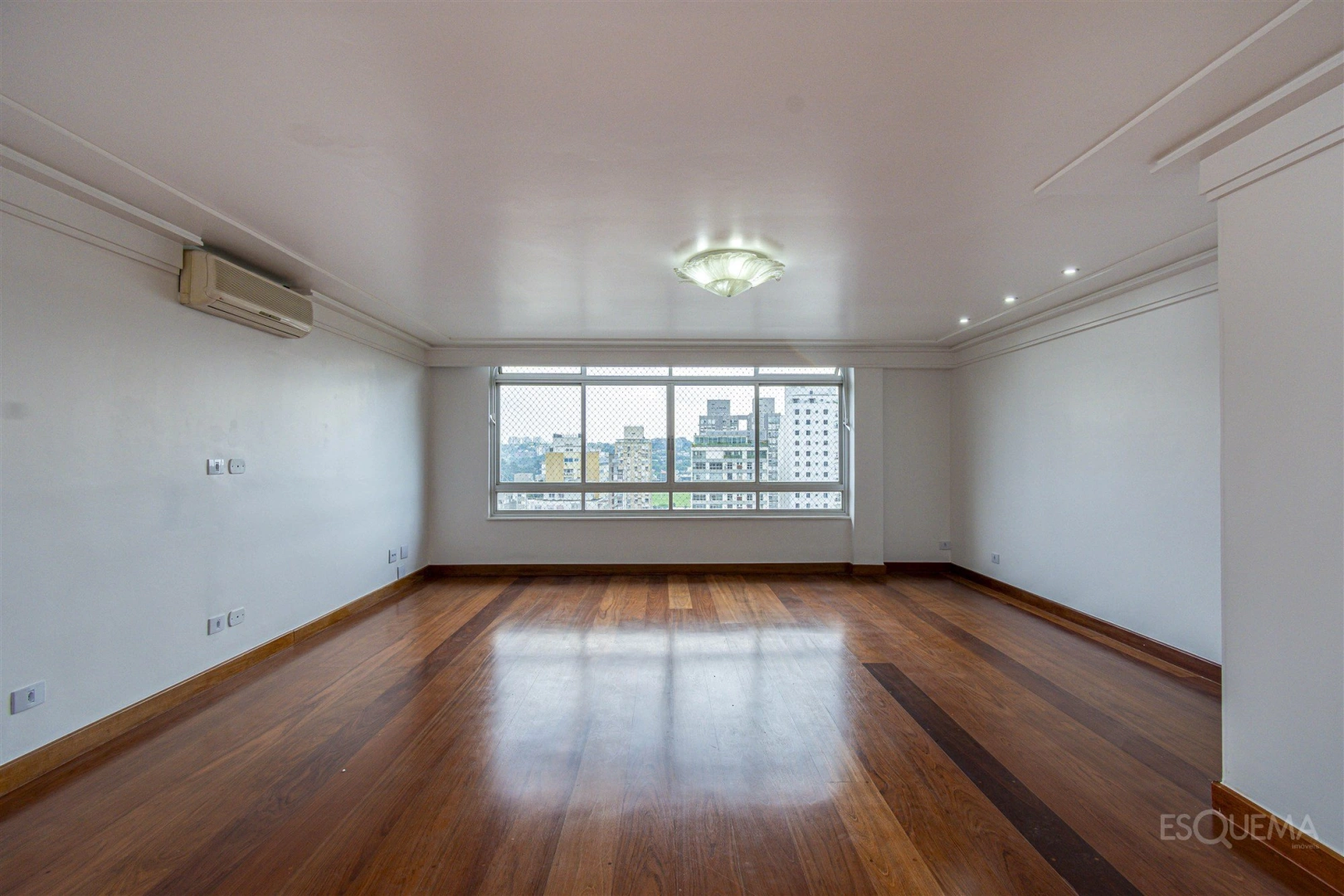 Apartamento próximo ao Clube Pinheiros - Imagem 1