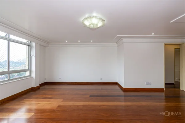 Apartamento próximo ao Clube Pinheiros