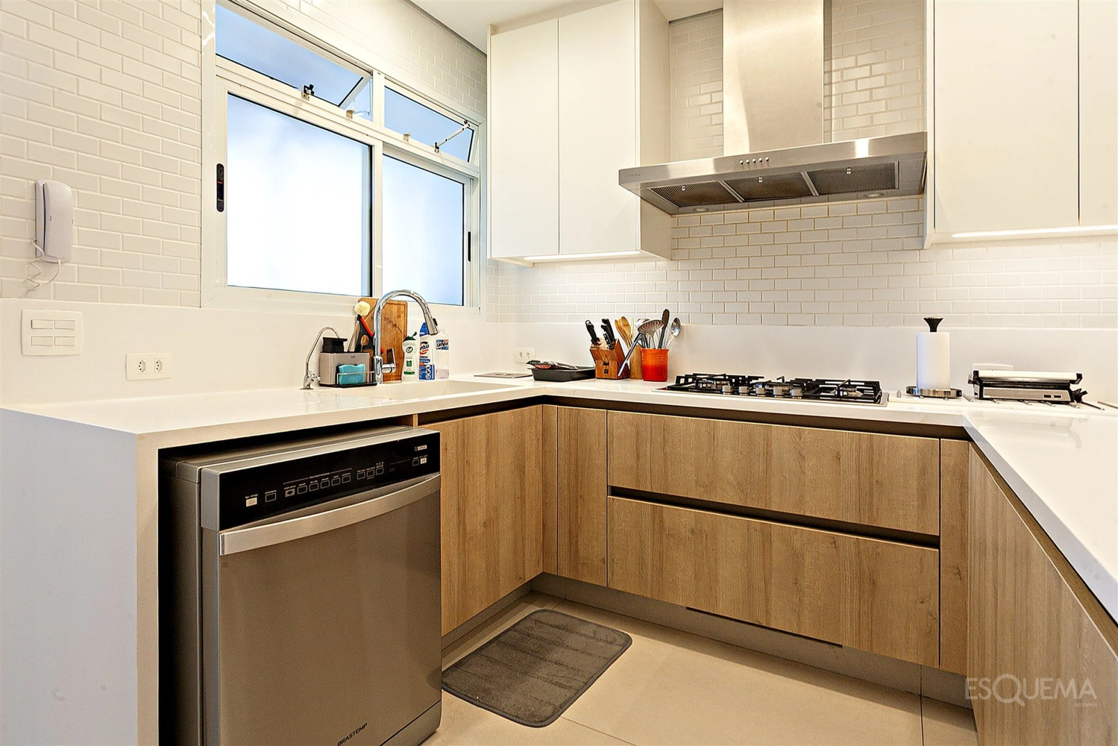 Apartamento com 3 suítes em condomínio no Jardim Europa - Imagem 10